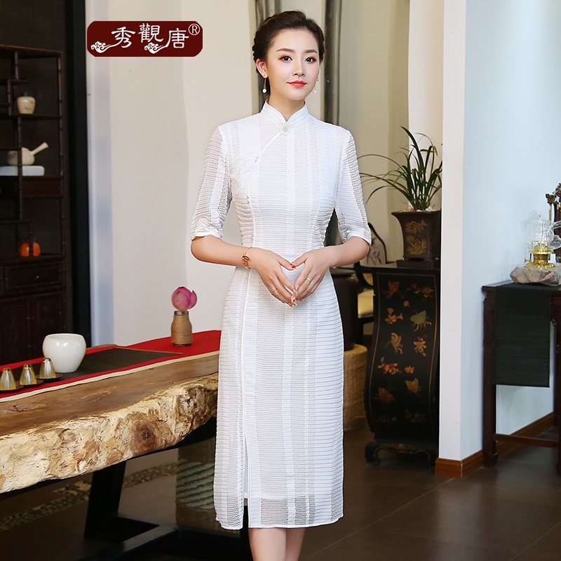 white lace cheongsam