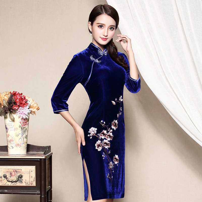 Charming Embroidery Velvet Cheongsam Qipao Dress - Blue - Qipao ...