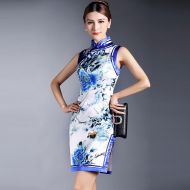 Captivating Sleeveless Silk Qipao Cheongsam Dress
