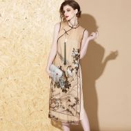 Resplendent Embroidery Silk Cheongsam Qipao Dress