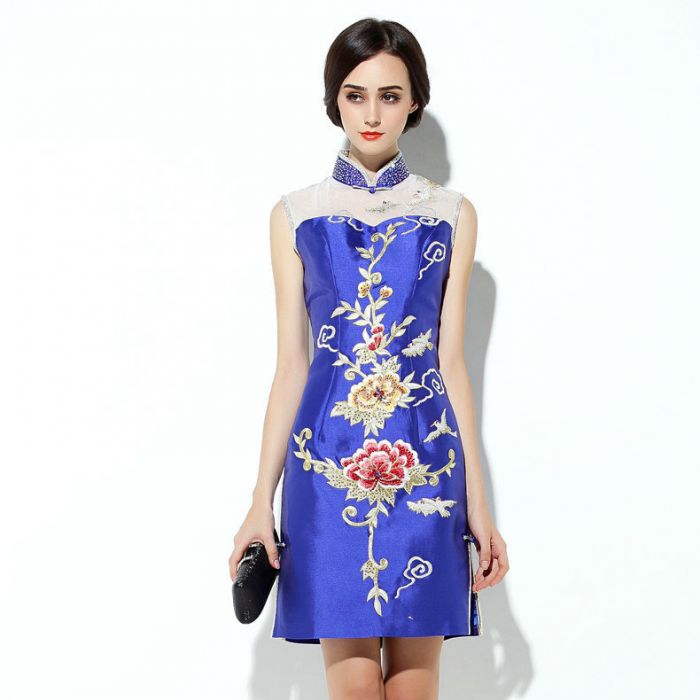 Gorgeous Embroidery Sleeveless Qipao Cheongsam Dress - Blue