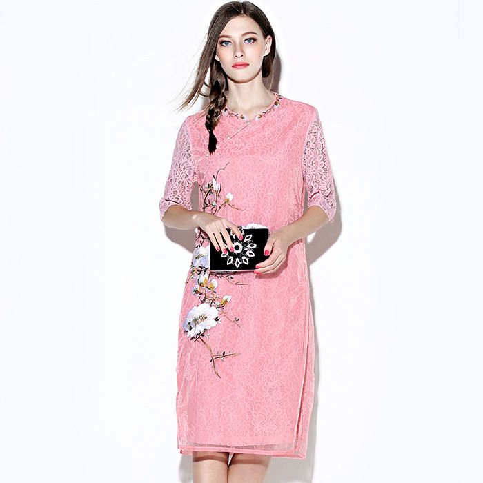 Modern Scoop Neck Embroidery Qipao Cheongsam Dress - Pink