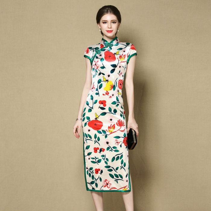 Beautiful Flower Print Velvet Qipao Cheongsam Dress